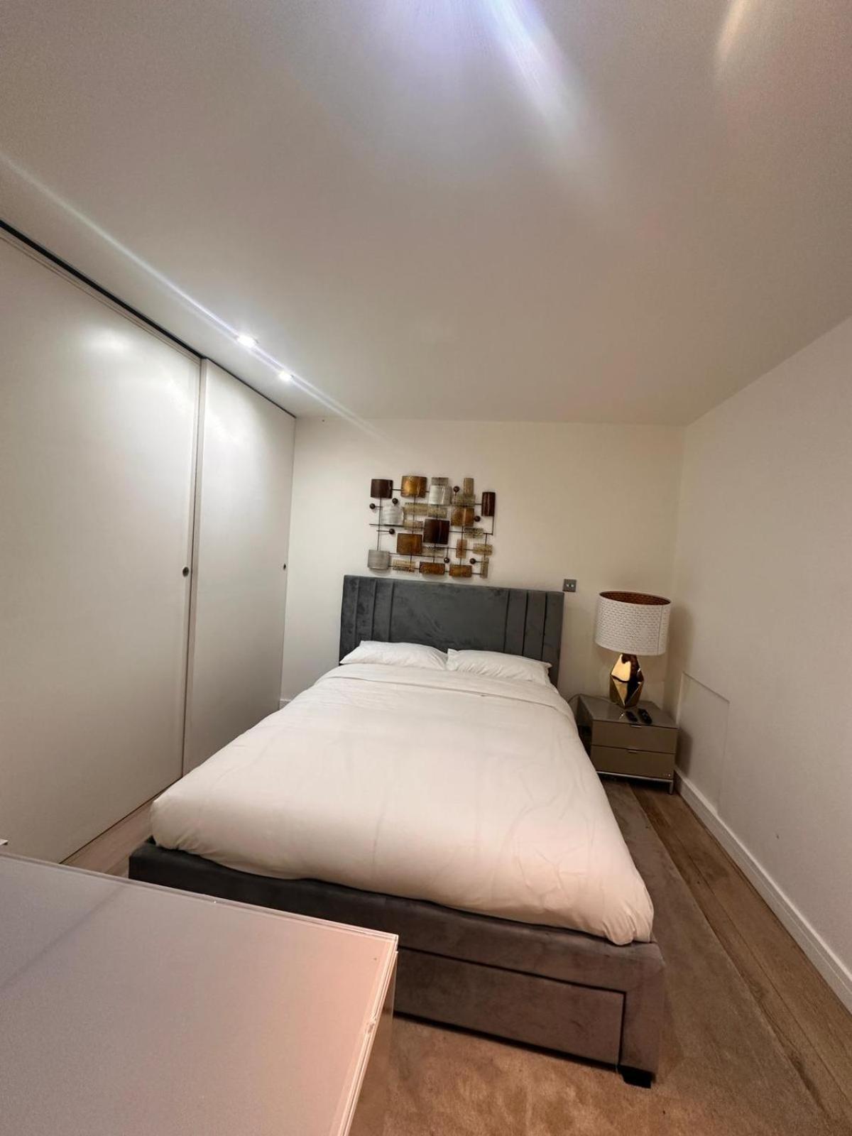 Spacious Central London Flat - 2Bhk Екстер'єр фото