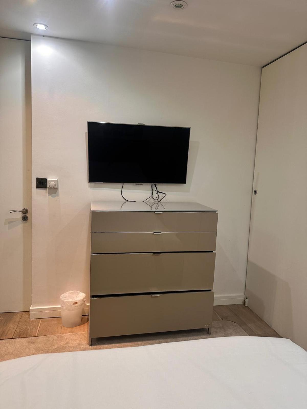 Spacious Central London Flat - 2Bhk Екстер'єр фото